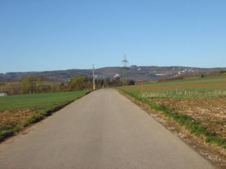 Blick auf das Rosaliengebirge, da müssen wir drüber