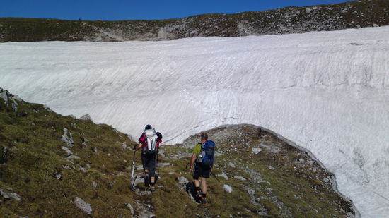 Aufstieg inklusive Überquerung von kleinen Schneefeldern