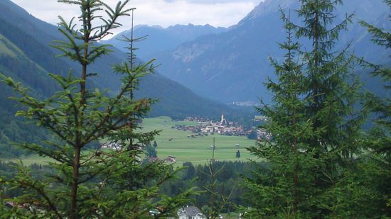 Häselgehr in Sicht, unser wohlverdientes Mittagessen wartet...