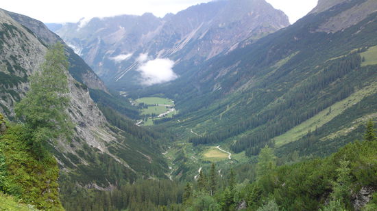 Rückblick ins Karwendel, kurz vorm Karwendel Haus, einfach herrlich