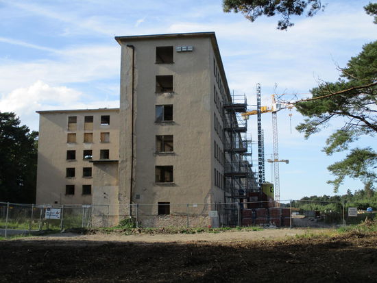 Das eine Ende des Kolosses. Hier entstehen Eigentumswohnungen.