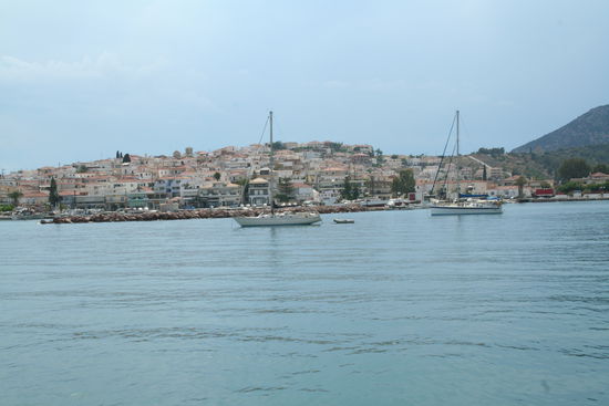 Blick auf den Hafen von Ermioni