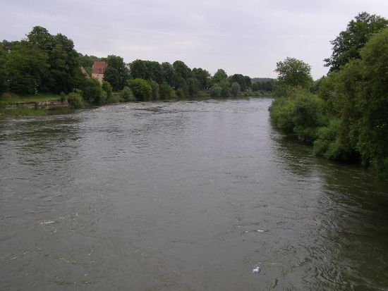 Es geht am Lech entlang