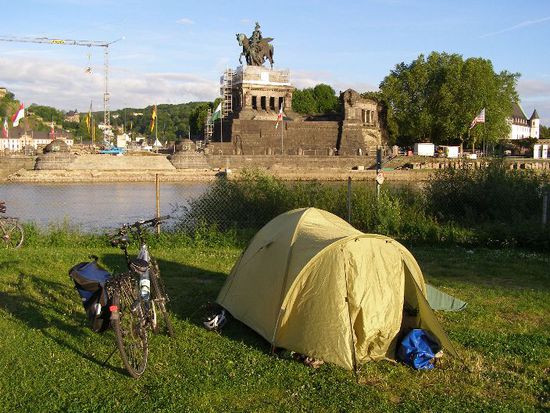 Campingplatz gegenüber vom Deutschen Eck