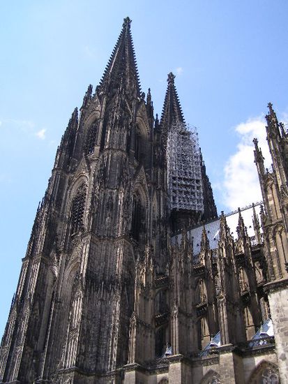 "Wenn wir U-Bahn bauen weiß das bald die ganze Welt, wenn der Dom umfällt."