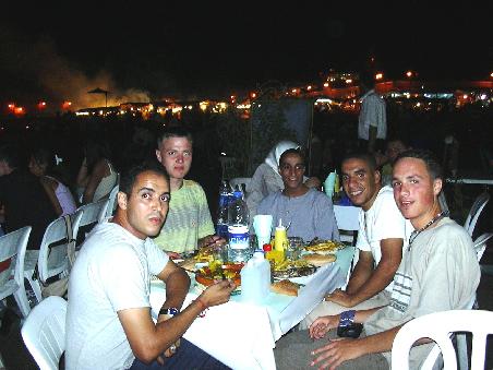 Abendessen auf dem Place Jama El Fna