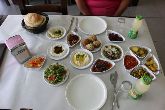 In Israel könnte ich bestens auch als Vegetarier leben