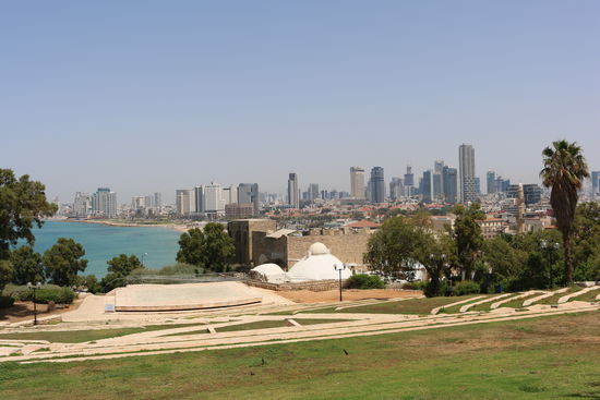 Blick vom Hügel in Old jaffa nach Tel Aviv