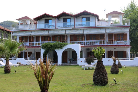 Apartments &amp; Studios Efrosini