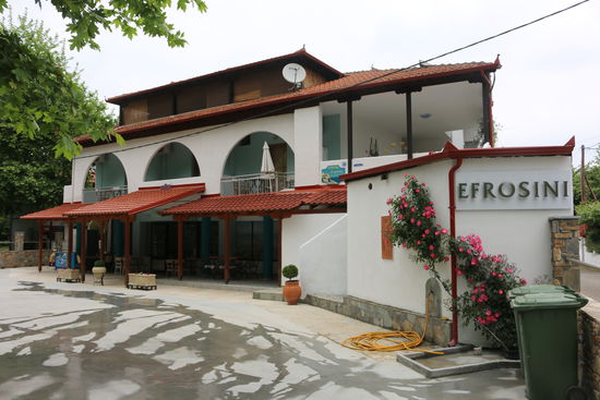 Apartments &amp; Studios Efrosini