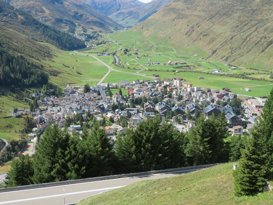 Wir nähern uns Andermatt
