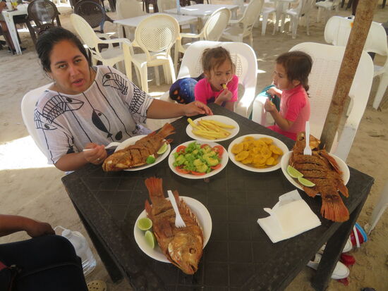 Mittagessen in Boca Chica