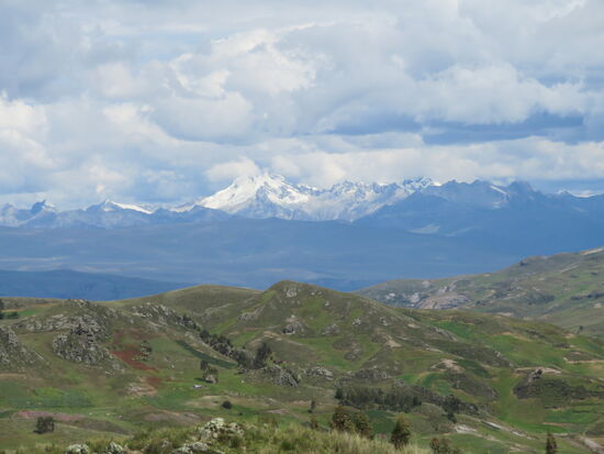 ...und verschneite Berge