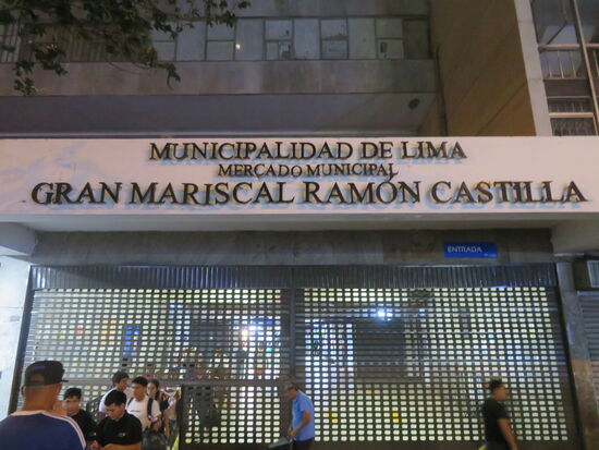 Wir waren auf dem Mercado Central, bis er zu machte