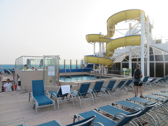 Eine "Wasserrutsche auf dem Wasser"