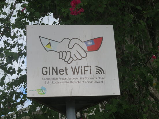 Das WLAN gesponsort von der "Republic of China (Taiwan)" Gehört hier Taiwan jetzt zu China? Zumindest wissen die Chinesen jetzt, dass wir dort in ihrem WLAN waren