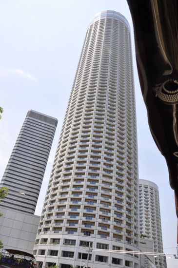 Das Swissotel - das höchste Hotel in Singapur mit 76 Stockwerken