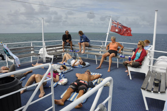 ...oder mit den anderen am Deck...