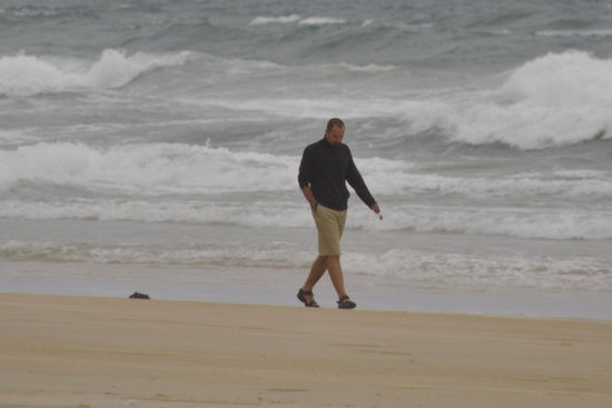 Des abends kann man gemütlich am Strand entlangschlendern...