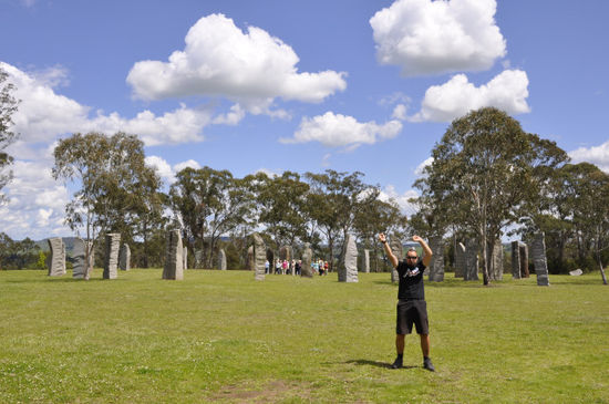 In Glenn Innes wo es die unglaubliche Attraktion eines Steinkreises à la Stonehenge gibt.