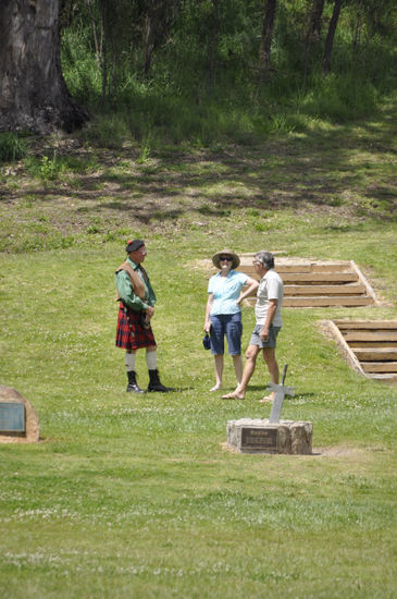 Guides in Schottenrock...