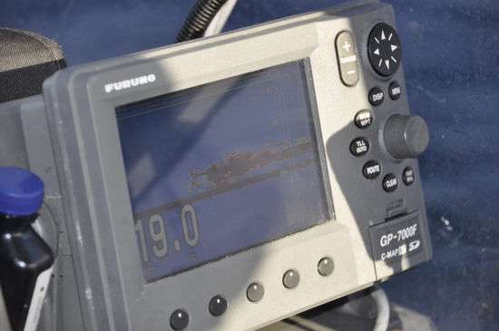 ...bis der Fishfinder Beute unter dem Boot anzeigt.