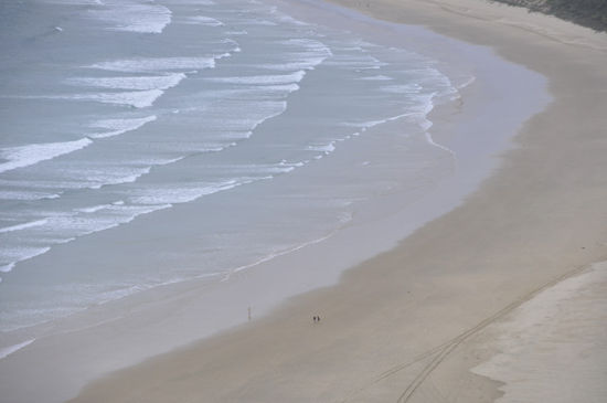 Ein schöner Strand Southlands mit gerade mal 2 Menschen drauf.