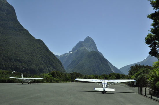 Zurück gings für uns wieder mit dem Bus. Die Flugvariante über die vergletscherten Alpen, die zu den Top 10 Flugstrecken der Welt gehört, hat unser Budget leider nicht hergegeben.