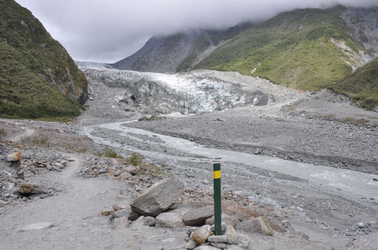Und hier ist er, der 1. Gletscher der Westküste: der Fox Glacier!