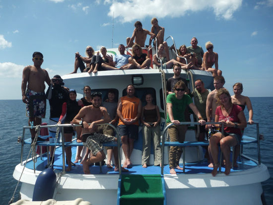 Und dann ging unsere Tauchsafari auch schon los. 4 Tage unterwegs mit "Similan Diving Safaris" rund um die Similan und Surin Islands.
