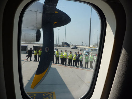 Und dann ging es auch schon mit Laos Airlines ganz nobel nach Luang Prabang (die Kollegen hier haben übrigens zum Abschied gewinkt; hier wird Service halt noch großgeschrieben).