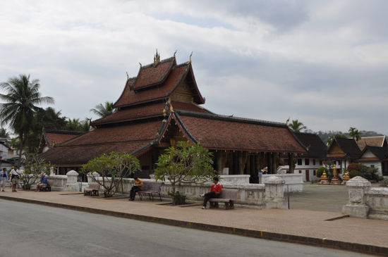 Luang Prabang hat wunderschöne Tempel: Wat Mai Suwannaphumaham...