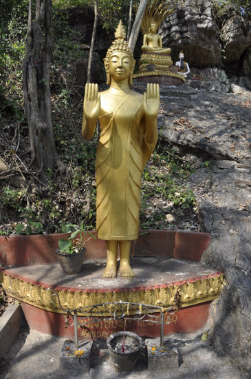 Für jeden Wochentag haben die einen Buddha: Hier der Monday Buddha