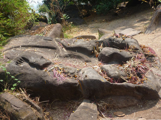 ...und der Crocodile Stone haben beide schon einiges an Räucherstäbchen bekommen.