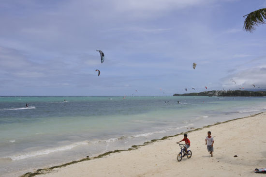 Bulabog Beach, bekannt unter Wind- und Kitesurfern...