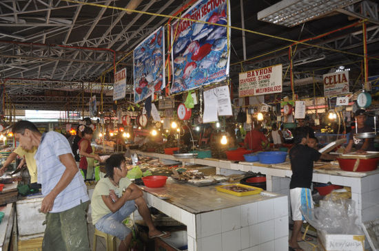 Auch ein Traum: der Fischmarkt!