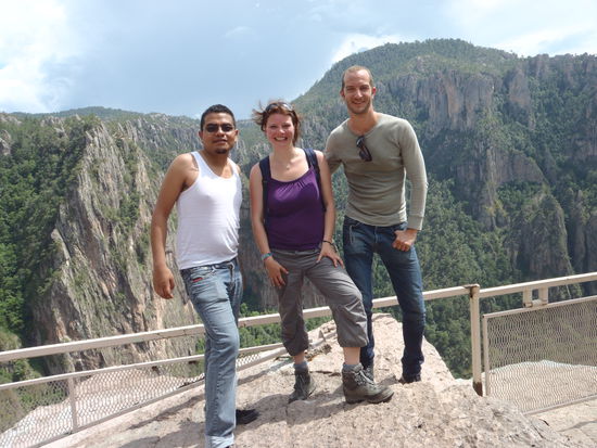 Fotosession mit den Europäern...jeder unserer mexikanischen Mitausflüglern wollte ein Bild mit uns haben Das war echt lustig!!!