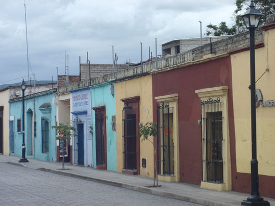 Typische Straße in Oaxaca