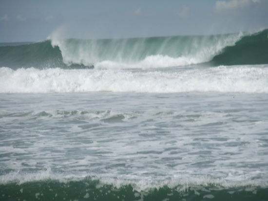 Super Wellen zu Surfen...oder in meinem Fall um Surfern zuzusehen 