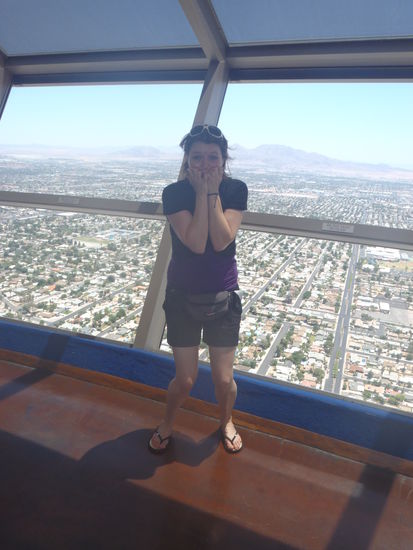 Oben auf der Aussichtsplattform - Die Angst ist nur gestellt...Höhenangst hab ich ja keine im Gegensatz zu meiner Höhlenangst 