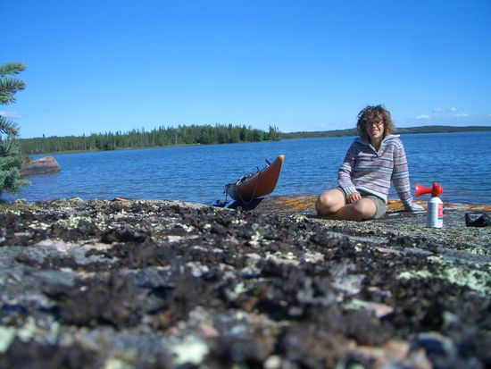 Ein bisschen zerstrubbelt nach einem Schwimmbad und einem Schlaefchen
immer dabei die Baerenhupe