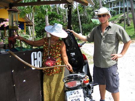 Tanken auf Samui