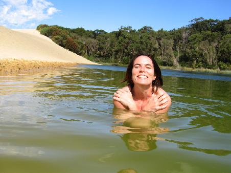 Baden im Lake Wabby, Fraser Island