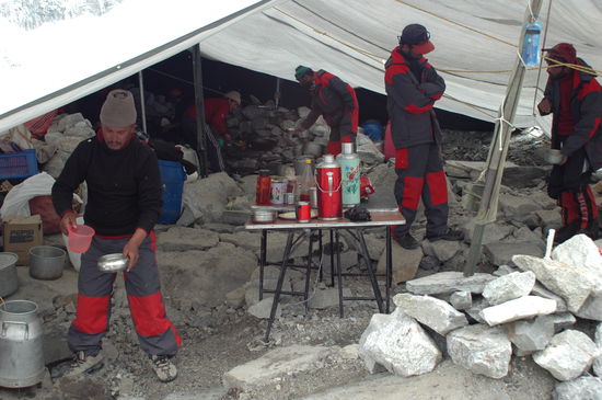 Lagerleben. Indische Bersteiger