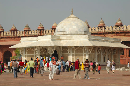Im Geländer der Moschee