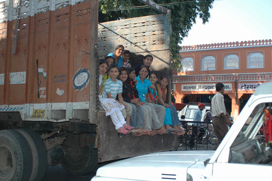 LKW?.......Taxi? ............von beiden etwas!