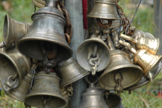 Glocken Wirrwar im Tempel