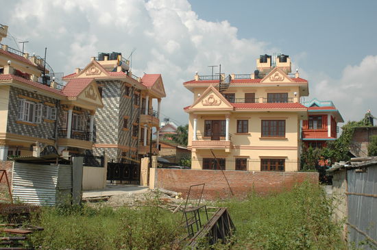 Ja, auch solche schöne Häuser gibt es in Nepal