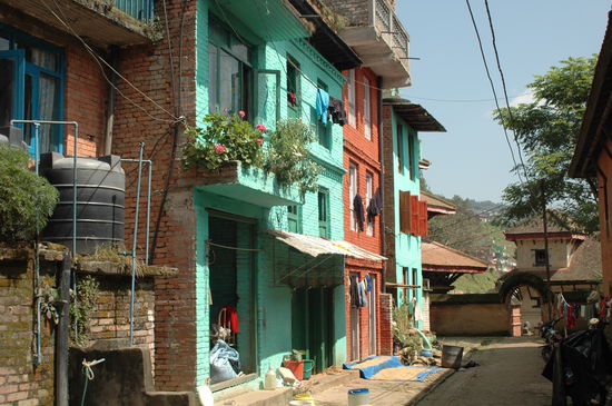 Häuser, die nicht aussehen als wäre es in Nepal