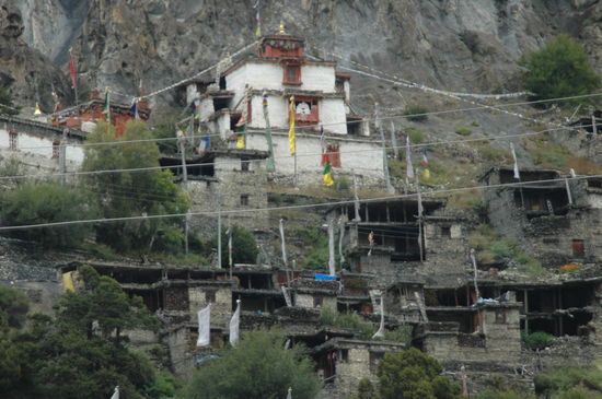 Braga........kurz vor Manang, hier gibt es auch ein uraltes Kloster